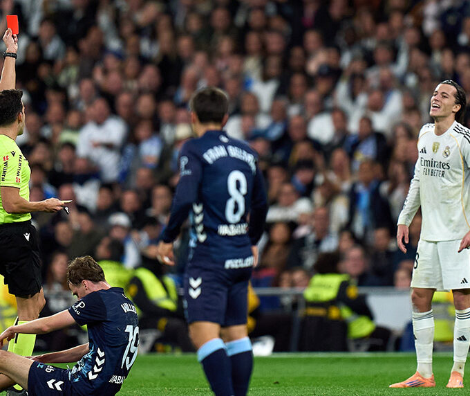 Álvaro Carreras Real Madrid Rote Karte