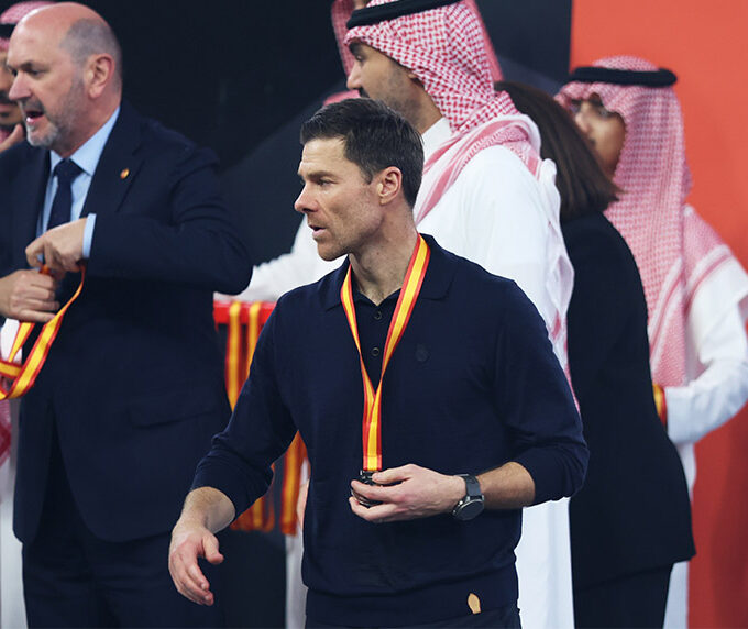 Xabi Alonso Real Madrid Supercopa