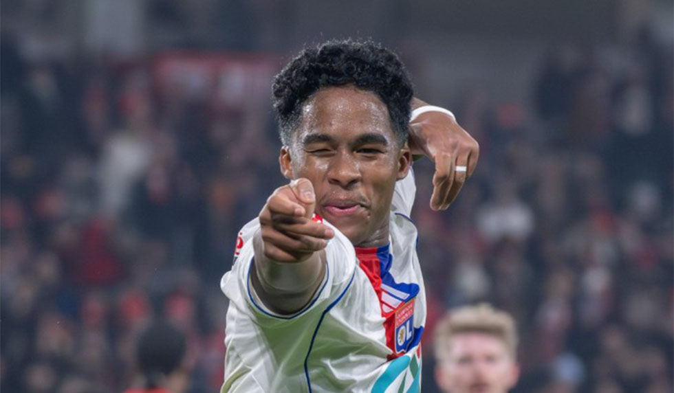 Starker-Endrick-Einstand-f-r-Lyon-Erst-Pfosten-dann-Tor